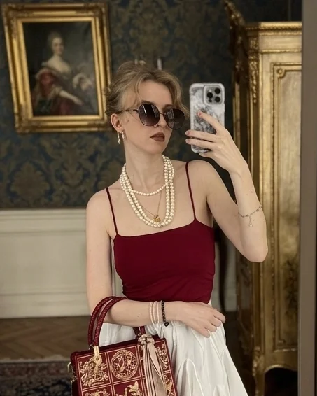 Алиса Старикова